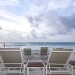 Keniza Beach Hotel