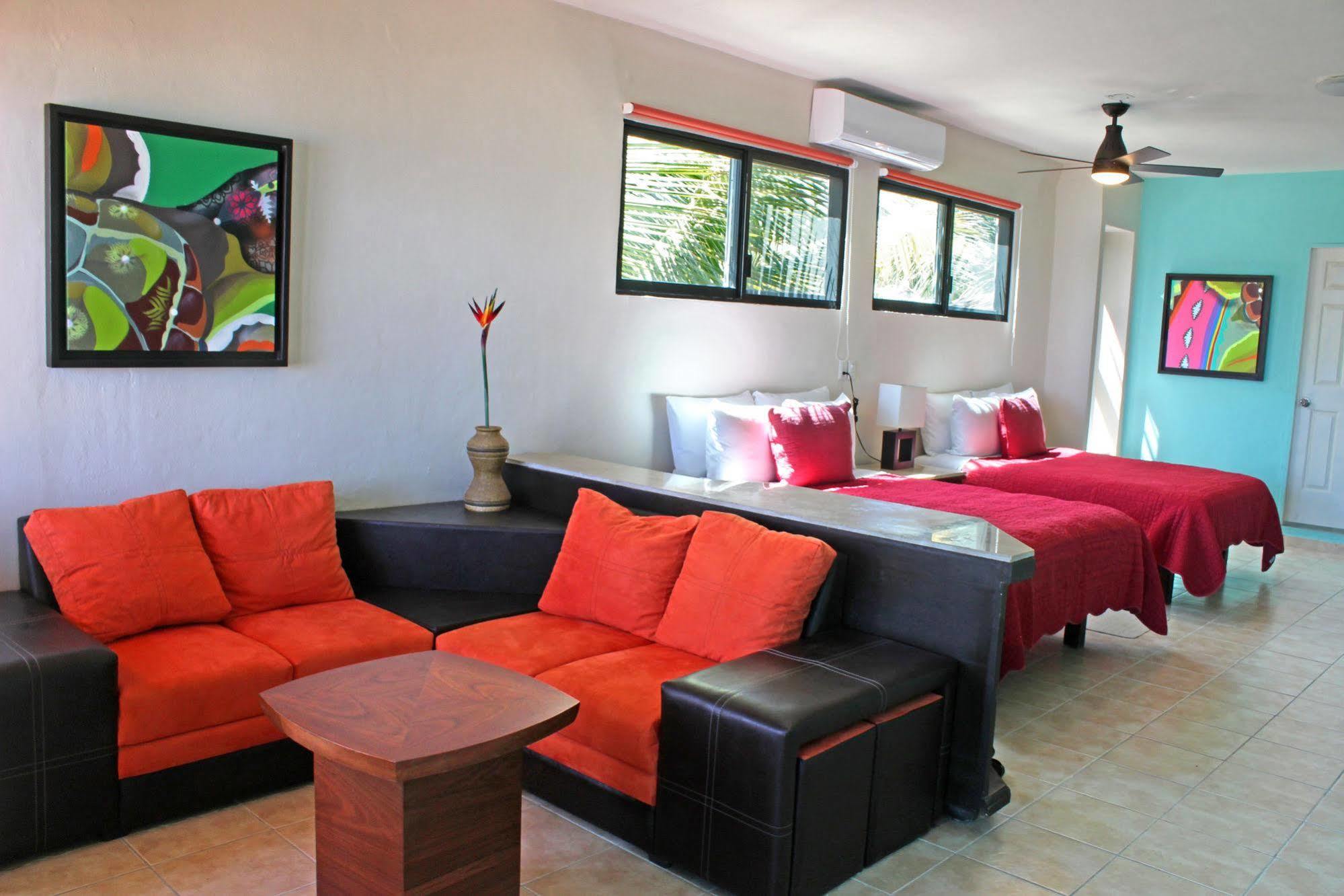 Hotel Keniza Beach 3*